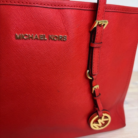 Michael Kors Jet Set tote - Picture 6 of 9